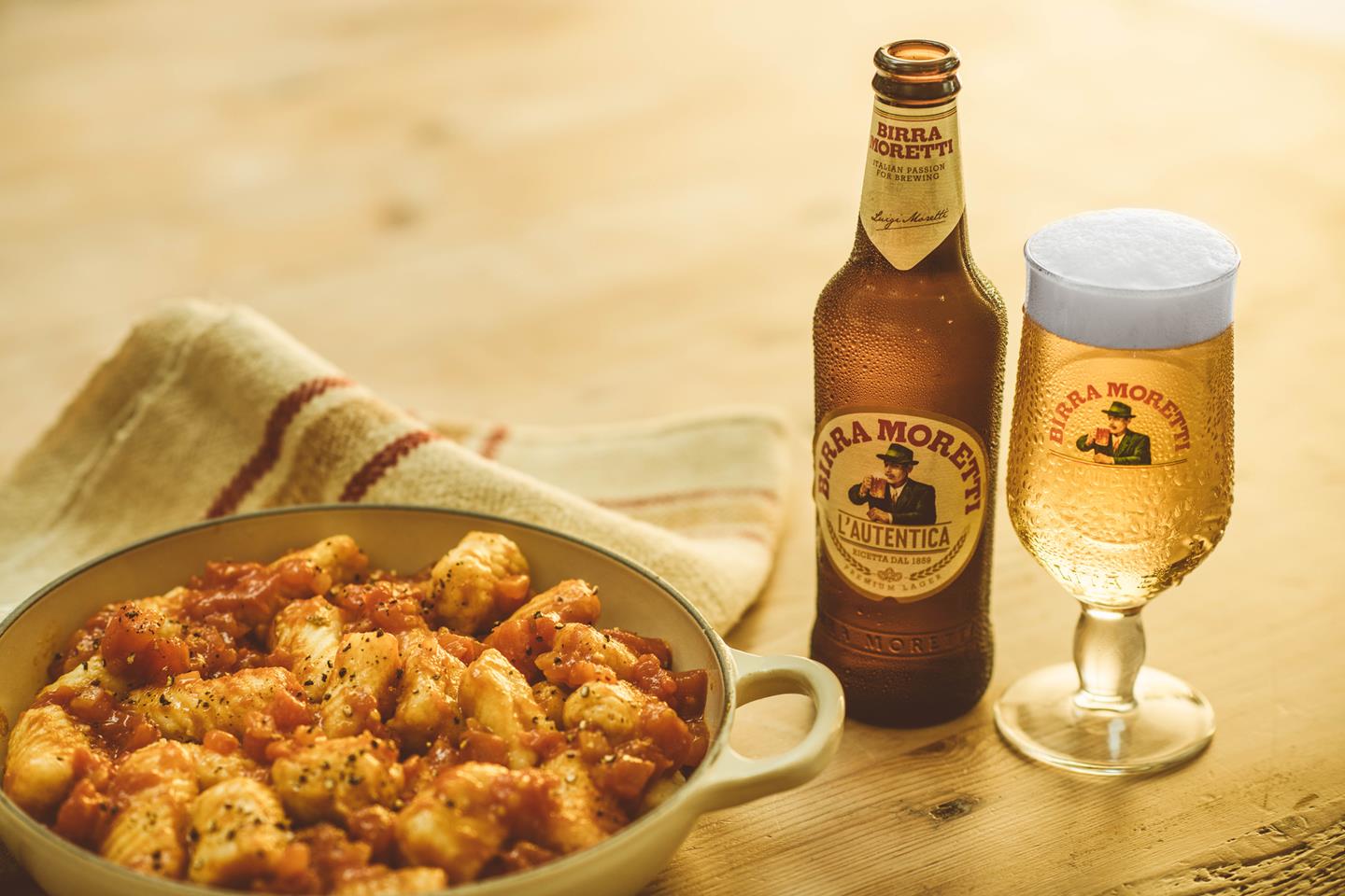 <span style="color: #fff;">Gnocchi mit frischer Tomatensauce</span>